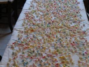 &Pi;&alpha;&rho;&alpha;&sigma;&kappa;&epsilon;&upsilon;ή &Zeta;&alpha;&chi;&alpha;&rho;&omega;&tau;ή&sigmaf; &Mu;&alpha;&nu;&tau;&iota;&nu;ά&delta;&alpha;&sigmaf;